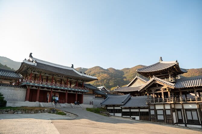 Private K-pop boyband Location Tour from Seoul City with Pickup - Iryeong Station: the quiet Spring Day setting