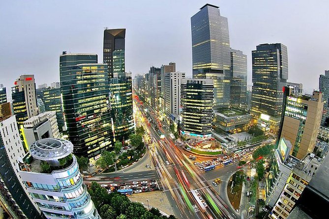 Private Tour: Gangnam Style Tour - SMTOWN coexartium and the SM Entertainment World