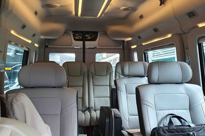 Private Transfer Incheon Airport <-> Seoul Korea - The ride into Seoul