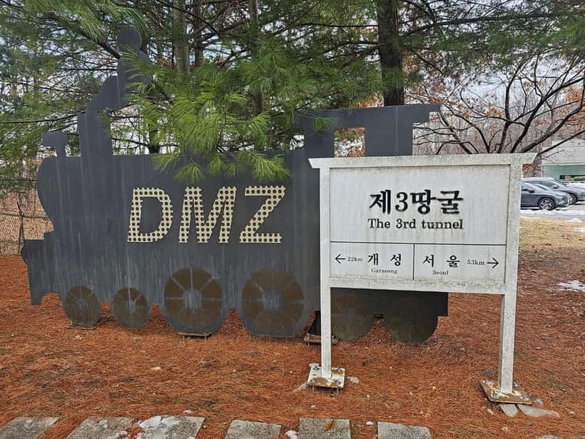 Seoul: DMZ, 3rd Tunnel, Odusan or Suspension Private Tour - Why Imjingak gives the tour its emotional center