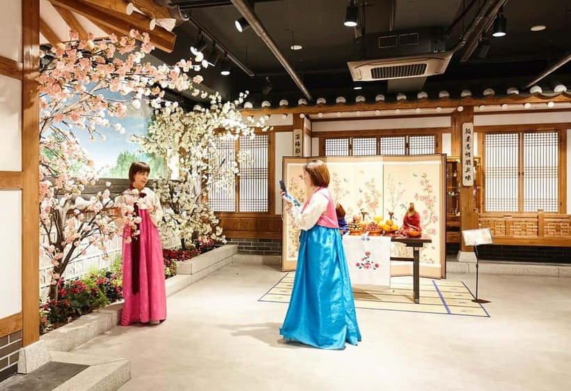 Seoul: Eobi+Nami+Hanbok(+RailBike or Strawberry Options)Tour - Timing, comfort, and small planning details