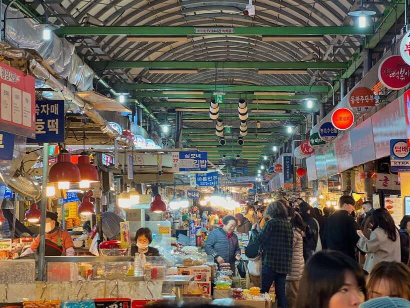 Seoul: Fearless Foodie Gwangjang Market Food Adventure - Meeting at Jongno 5-ga Station Exit 8