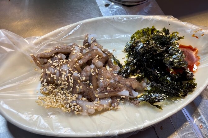 Seoul Fun Food Tour: 12 different food tastings - Starting with Seoul’s food history at Gwangjang Market