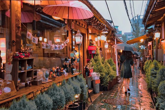 Seoul Fun Food Tour: 12 different food tastings - Finishing among the hanok cafes of Ikseon-dong