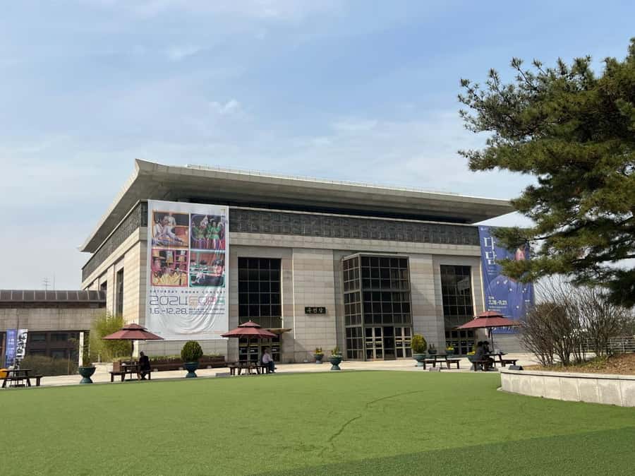 SEOUL: Gugak - Korean Traditional Music Museum&Concert Tour - Should you book this traditional music tour?