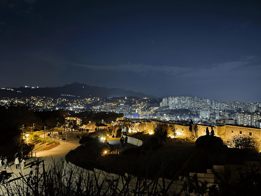 Seoul: Guided City Wall Sunset Hike with Korean Dinner - What makes this Seoul evening special