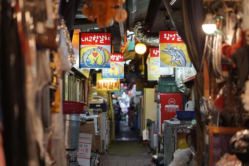 Seoul: Guided Street Food Tour at Namdaemun Market - Booking flexibility and practical planning