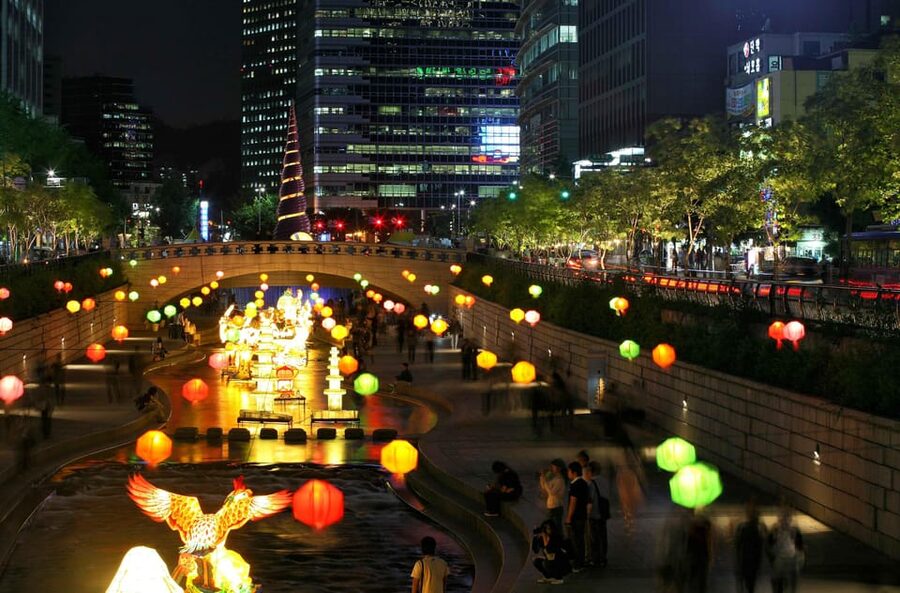 Seoul Gwangjang Market Foody Walking Tour - Euljiro reveals Seoul’s older working side