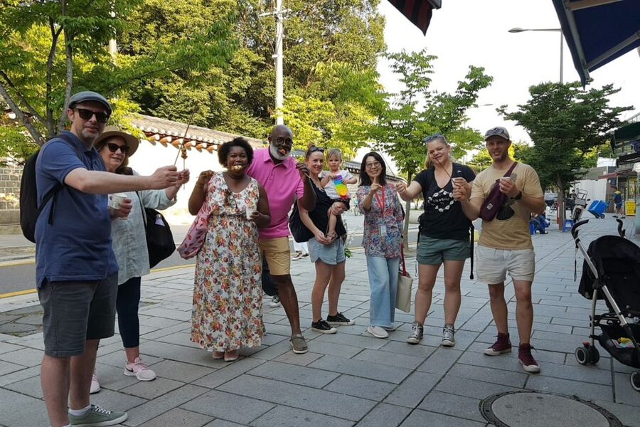 Seoul: Gwangjang Market Netflix Food Tour - Gwangjang Market: where the food takes over