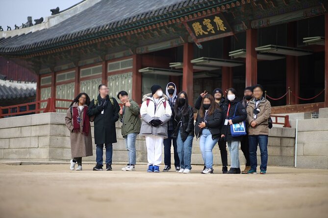 Seoul: Gyeongbokgung Palace Half day Tour - Group size, timing, and the Tuesday closure