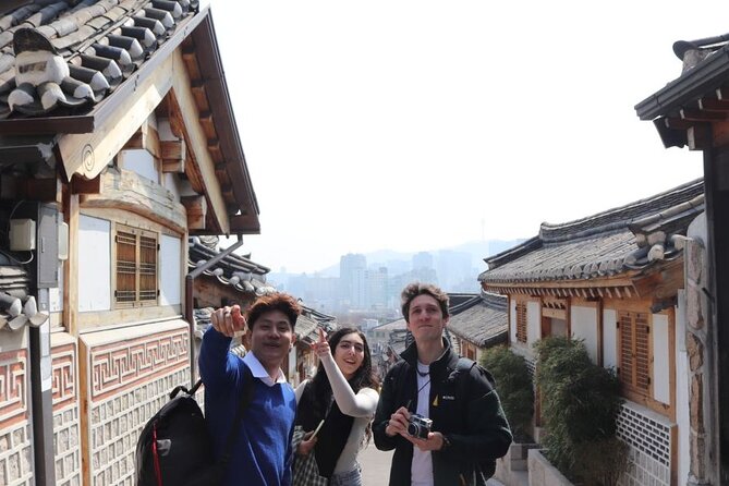 Seoul Highlights & Hidden Gems Tours by Locals: Private + Custom - How much ground can you cover in six hours?