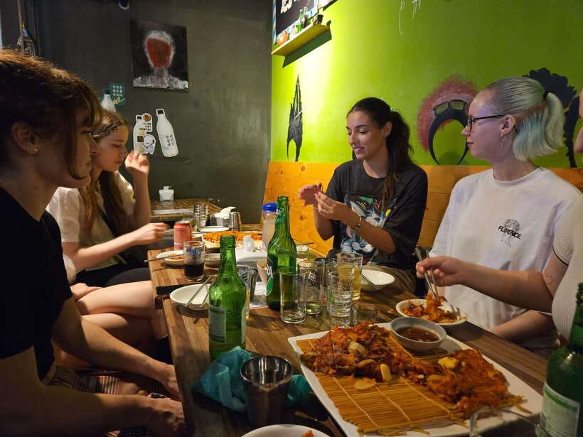 Seoul: Korean Drinking Games Night (non-drinkers welcome) - Why Korean drinking games make a good Seoul night