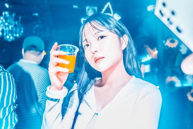 Seoul: LGBTQ+ Pub Crawl and Drag Show with Local Drag Queen - Is $41.96 good value?