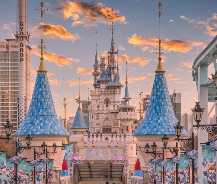Seoul: Lotte World 1 Day Pass & Korean School Uniform Rental - Who will get the most from this combination