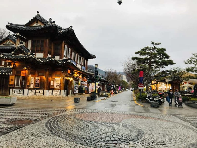 Seoul: Maisan Cherry Blossom and Jeonju Hanok Day Tour - Who should book this day tour