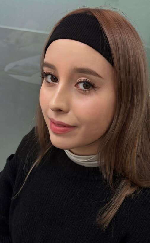 Seoul: Personalized Korean-style Makeup Experience - Who should book this experience