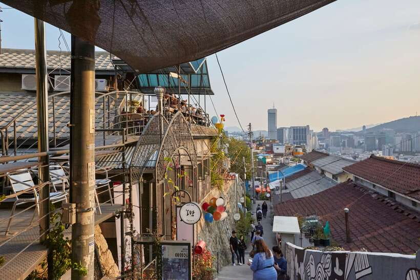 Seoul: Private Car Tour with Licensed Professional Guide - Should you book this Seoul private car tour?