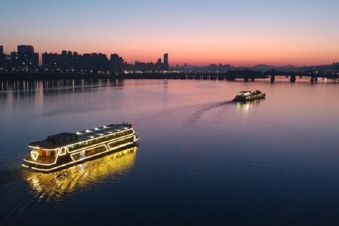 Seoul Private Tour: Palace, Bukchon, Insadong & Han River Cruise - Jogyesa Temple, a calm pause in central Seoul