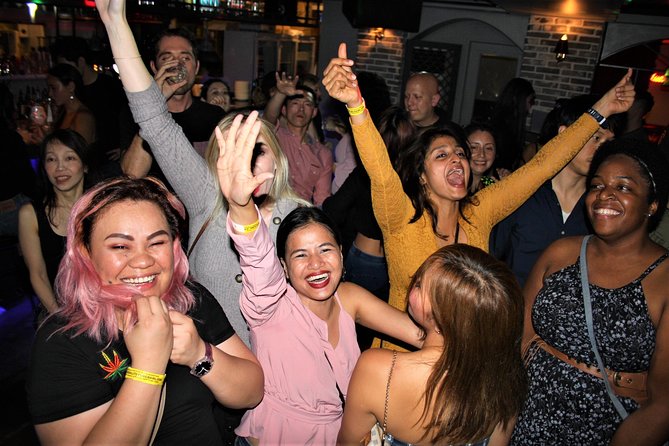 Seoul Pub Crawl by Absolute - Choosing between Hongdae and Itaewon
