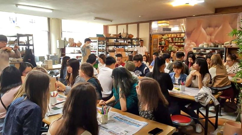 Seoul: Royal Tomb of King Sejong & Icheon Ceramic (EG Tour) - Painting a mug at Icheon Ceramic Art Village