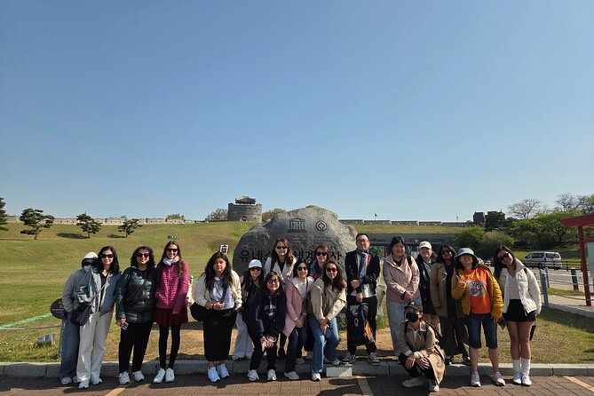 Seoul: Suwon Hwaseong & Waujeongsa & Starfield Heritage Tour - A short look at Hwaseong Haenggung