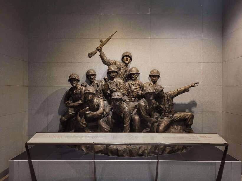 Seoul: War Memorial of Korea Private Guided Museum Tour - Why the Korean War matters before you visit the DMZ