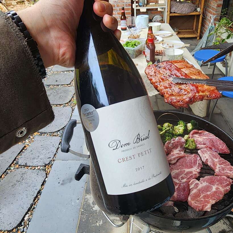 Seoul: Wine & Korean BBQ, Perfect Pairing Dinner in Sinchon - Key points to know before booking