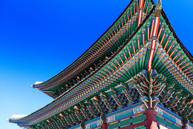 Signature Seoul : Netflix Sites, Street Food & N Seoul Tower - Jogyesa Temple and Seoul’s urban calm