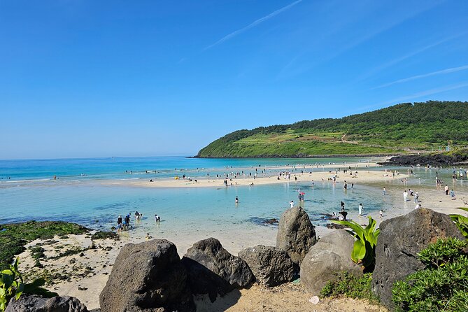 Small group Jeju private Full-Day Tour of East and South and West - One Day Across Jeju’s Three Coasts