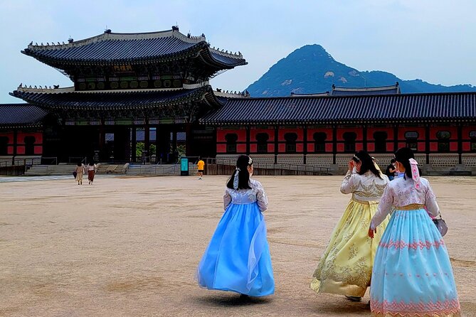 (Small Group) Palace & Seoul Old Town Highlights - Why this three-hour route works
