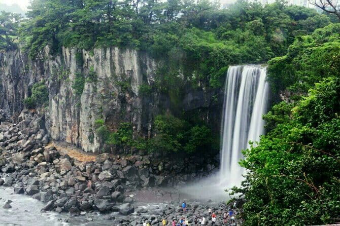Small Group Tour East Jeju Cherry Blossom & Woman Diver Show - Seongsan Ilchulbong is the day’s main physical challenge