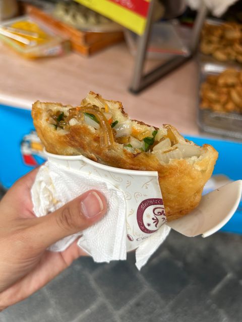 Taste hidden street food in Seoul with a 2.5h food tour - The restaurant stop changes the feel of the tour