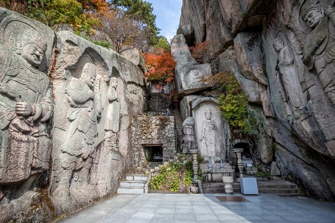 Temple Tour : Byeongpungam Seokbulsa Temple [Hiking+Cable car] - Seokbulsa Temple and the story in the stone
