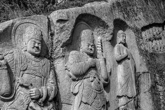Temple Tour : Byeongpungam Seokbulsa Temple [Hiking+Cable car] - From the fortress to the cable car