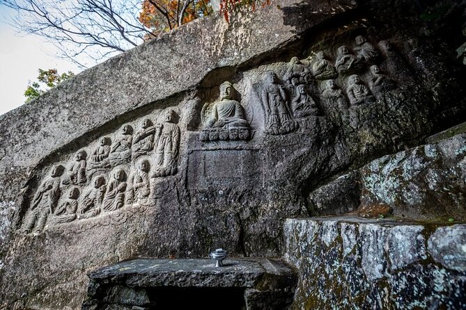 Temple Tour : Byeongpungam Seokbulsa Temple [Hiking+Cable car] - What to bring and how to pace yourself