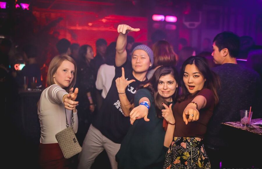The Seoul Pub Crawl [official] - Who will enjoy this most