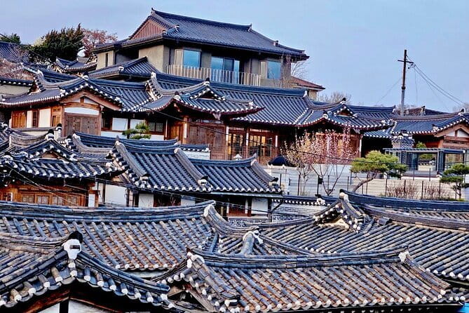 Tour Seoul’s oldest district with a storyteller from Bukchon - Key things to know before you book