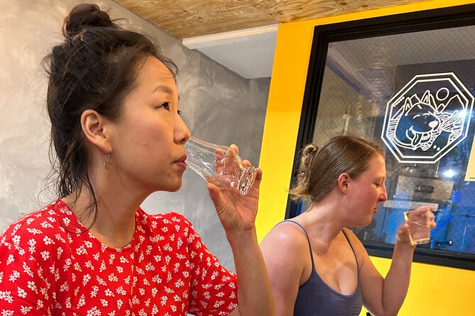 Traditional Soju Class and Makgeolli Tasting in Seoul - Learning with Joe, the host and teacher