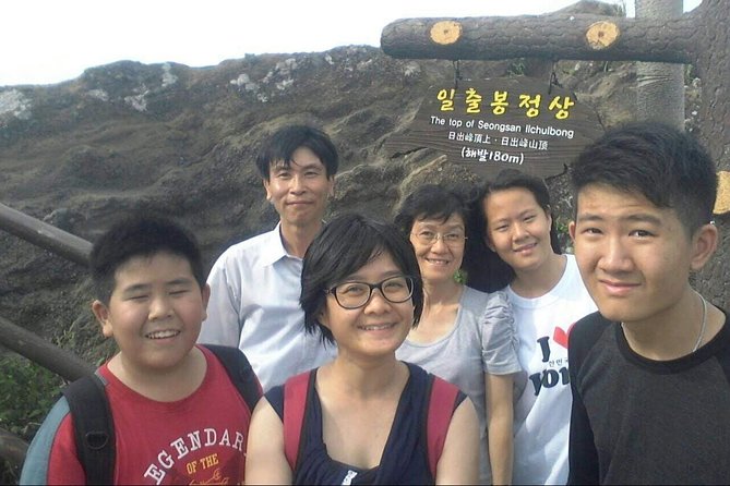 UNESCO Jeju Full Day Tour Package By Taxi - Gwangchigi Beach: a brief final view