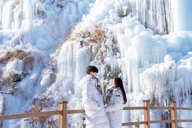 Vivaldi Park Winter Ski with Eobi Ice Valley Day Tour from Seoul - Six hours at Vivaldi Park Ski World