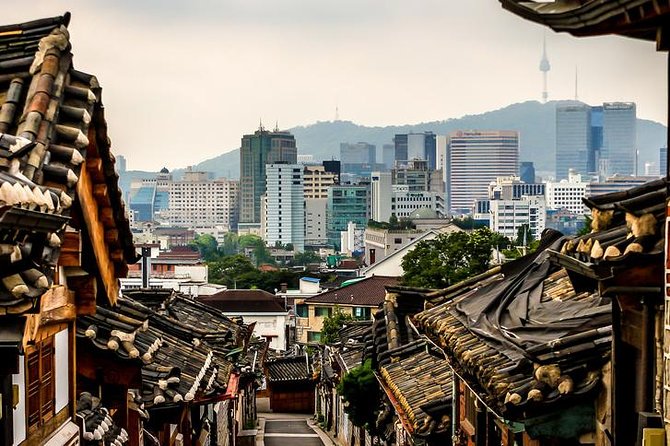 Walking Tour with Gyeongbokgung Palace, Bukchon, Insadong - Insadong, tea, and the final lunch hour