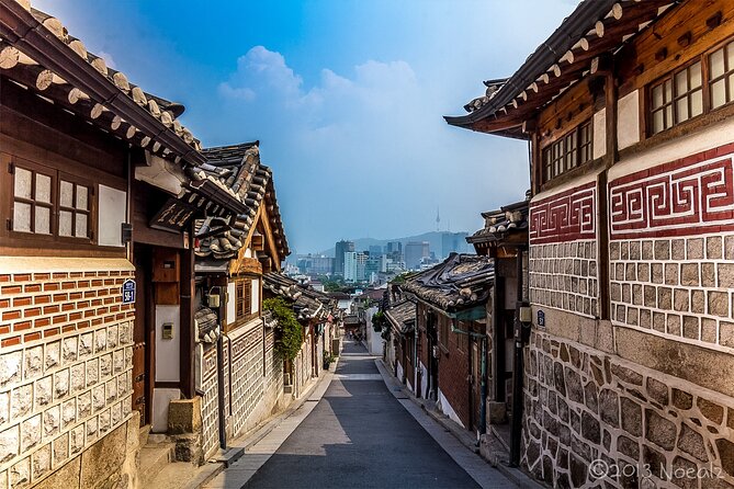 Walking Tour with Gyeongbokgung Palace, Bukchon, Insadong - Practical details that affect your morning